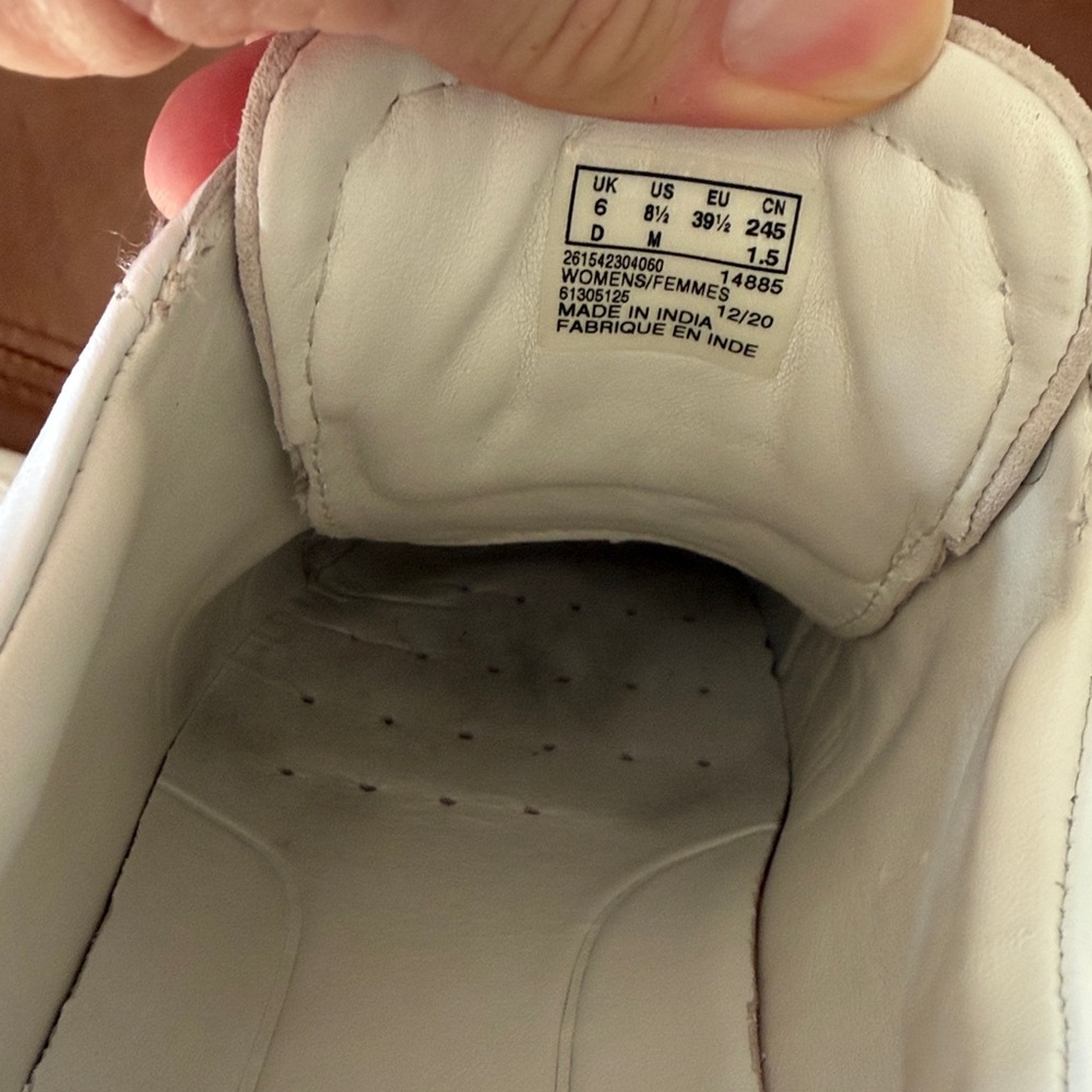 Clarks White Leather Platform-Style Sneakers - Picture 3 of 9